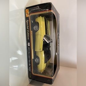 1:18 diecast cars 1972 Chevy Chevelle SS454 Convertible yellow Maisto